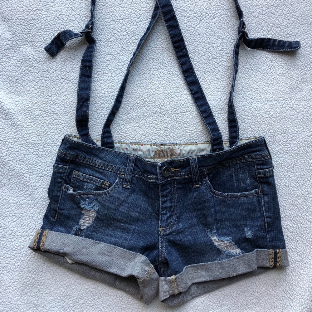 ☀️ Shorts With Suspenders ☀️